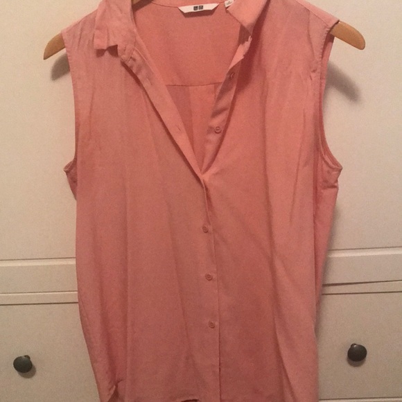 Uniqlo top - Picture 1 of 1
